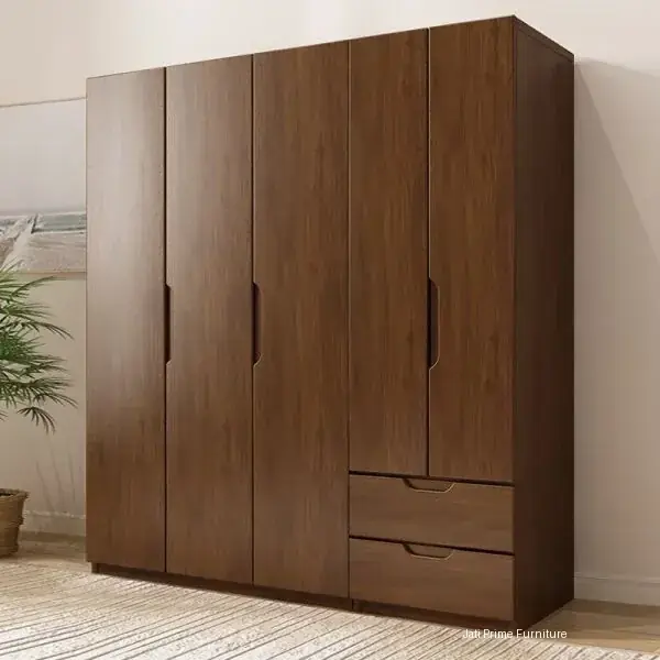 Lemari Pakaian 4 Pintu Mewah